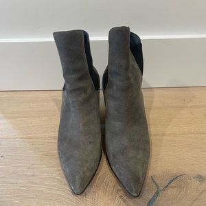 Kendall & Kylie booties